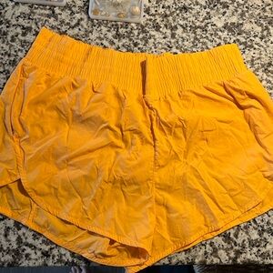 All in Motion shorts size XL